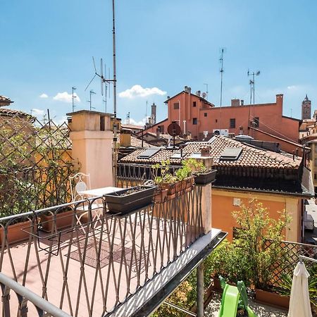 A Pochi Passi Dalla Finestrella Di Via Piella By Wonderful Italy Διαμέρισμα Μπολόνια Εξωτερικό φωτογραφία